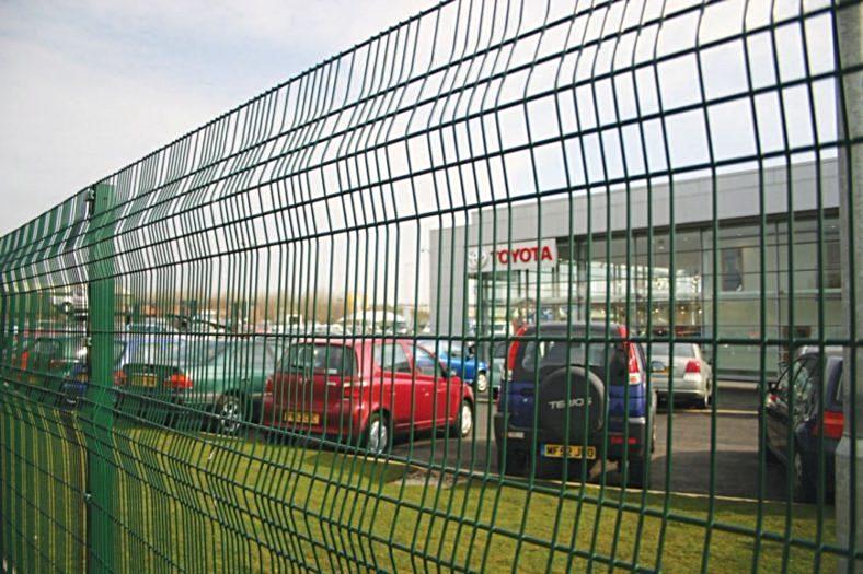 PRO DEFENCE | Almec Fencing | UK Suppliers & Erectors of Domestic & Industrial Fencing