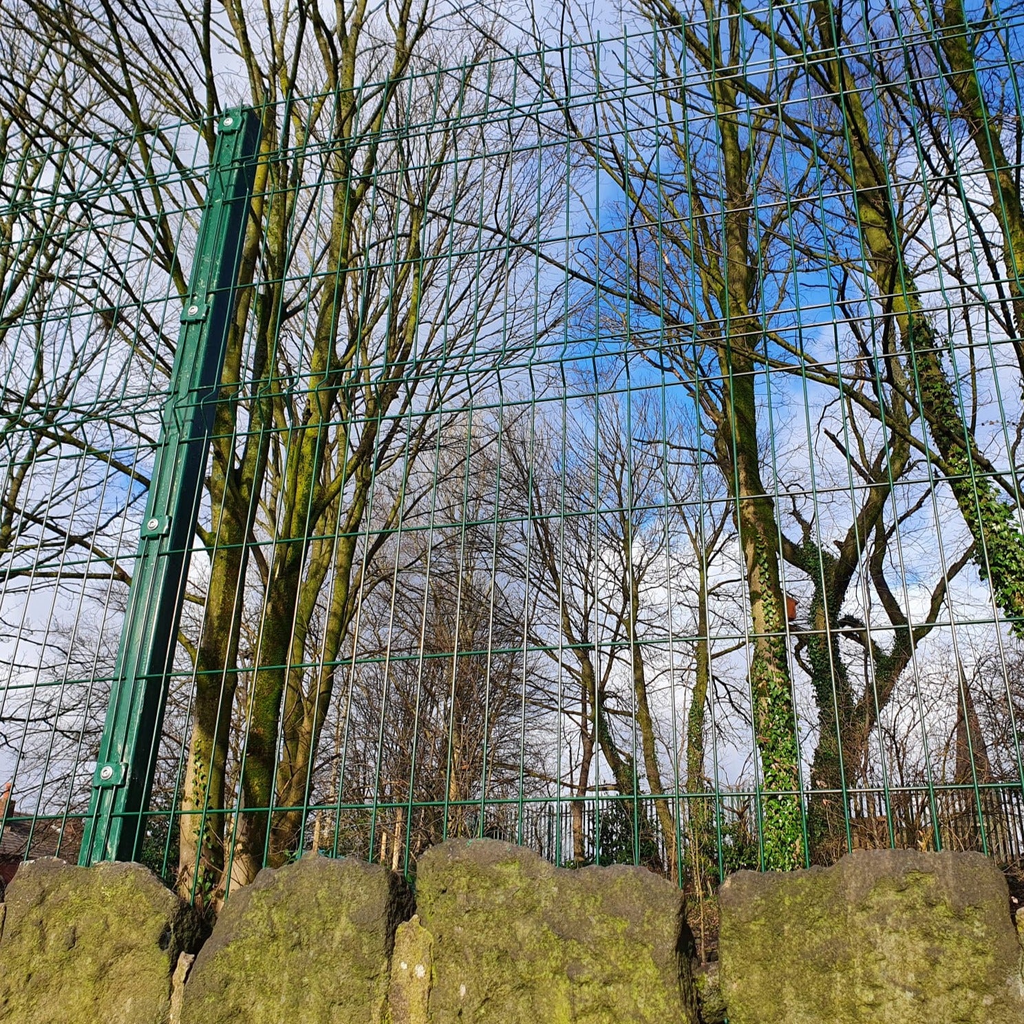 V-Defence Mesh Security Fencing | Collection or Delivery - Almecfencing ...